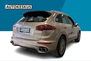 Porsche Cayenne esikatselu 2