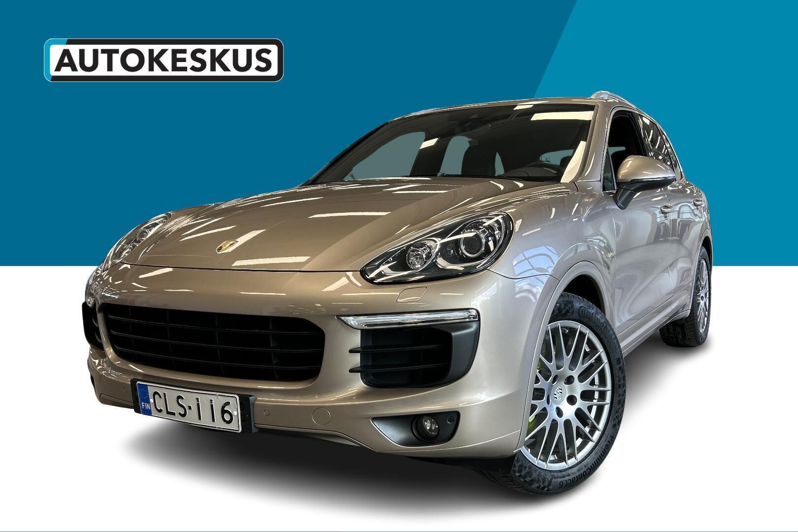 Porsche Cayenne iso kuva 26
