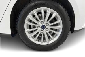 Ford Focus esikatselu 12