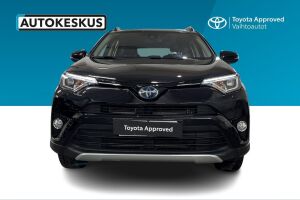 Toyota RAV4 esikatselu 1