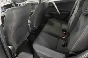 Toyota RAV4 esikatselu 9