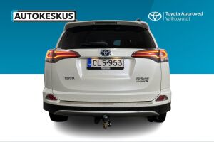 Toyota RAV4 esikatselu 5