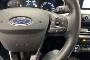 Ford Focus esikatselu 23