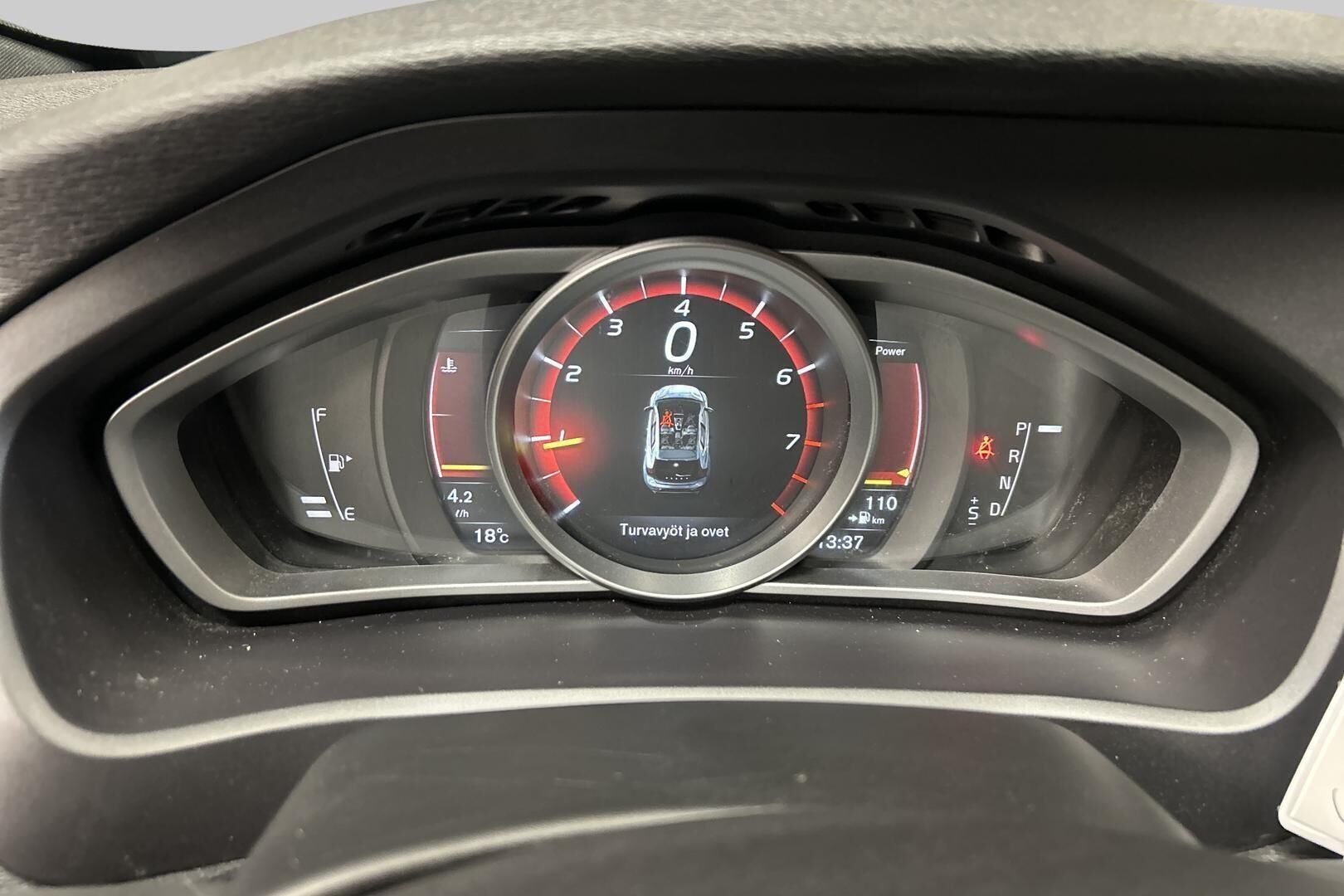 Volvo V40 iso kuva 14