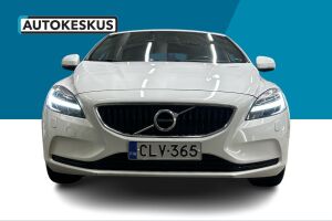 Volvo V40 esikatselu 2