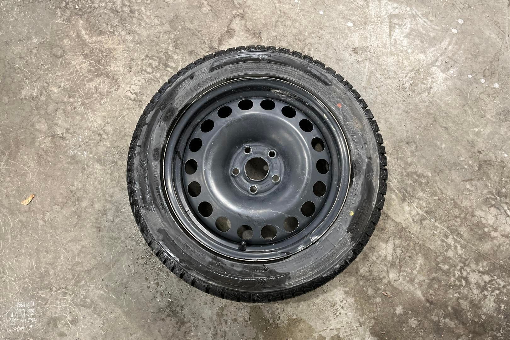 Opel Astra iso kuva 14
