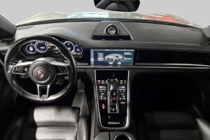 Porsche Panamera esikatselu 26