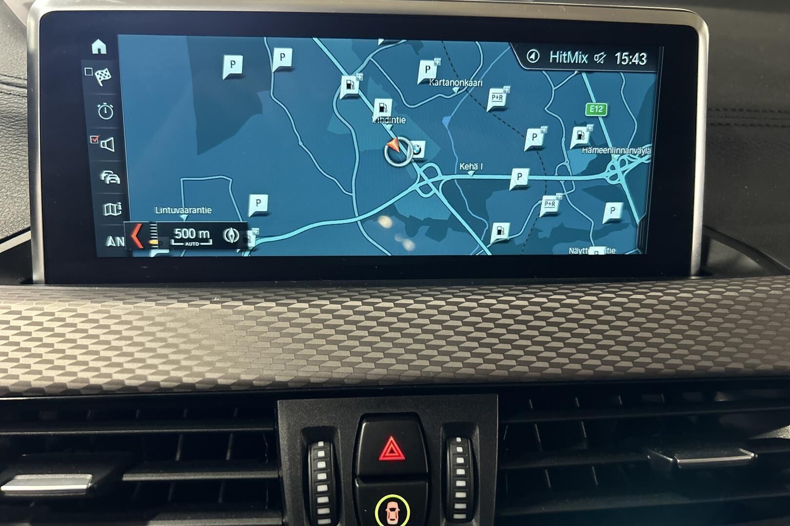BMW X2 iso kuva 16