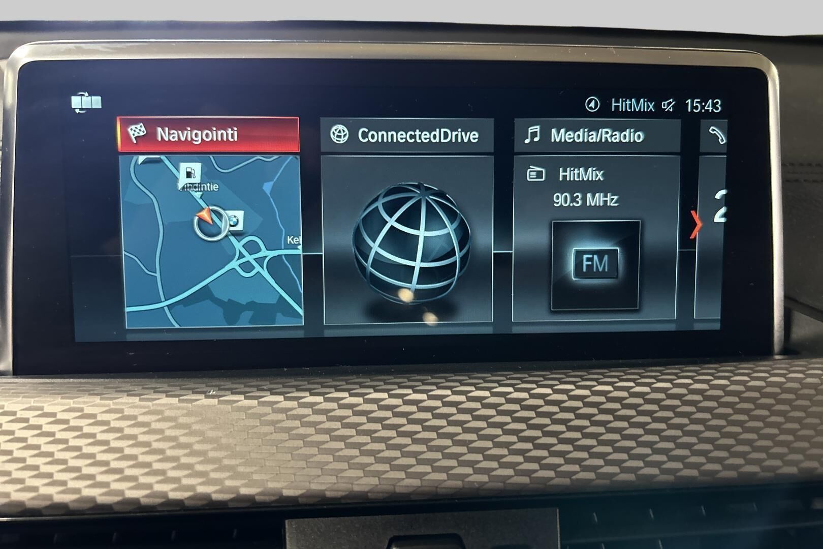BMW X2 iso kuva 18