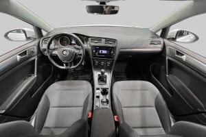 Volkswagen Golf esikatselu 9