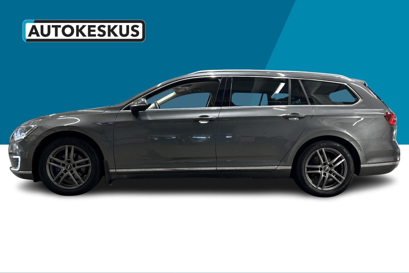 Volkswagen Passat iso kuva 8