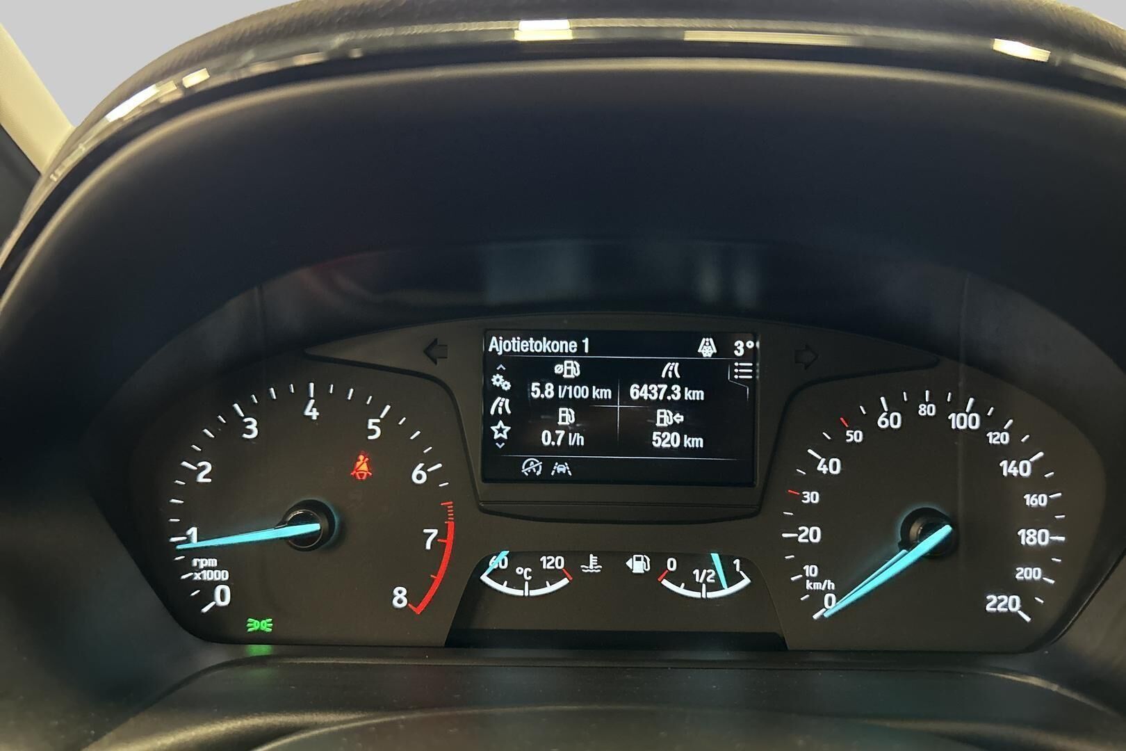 Ford Fiesta iso kuva 14