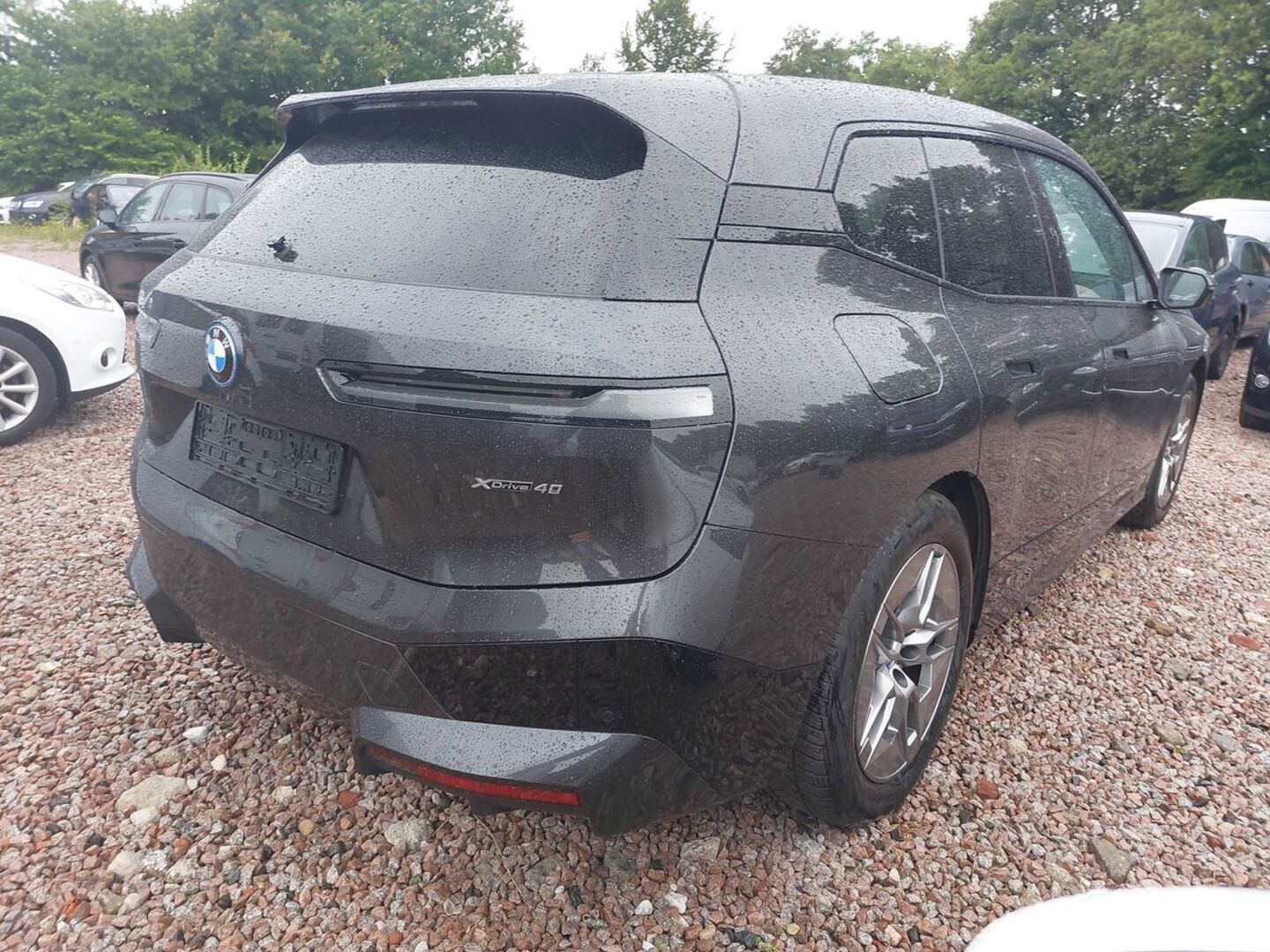 BMW IX iso kuva 0