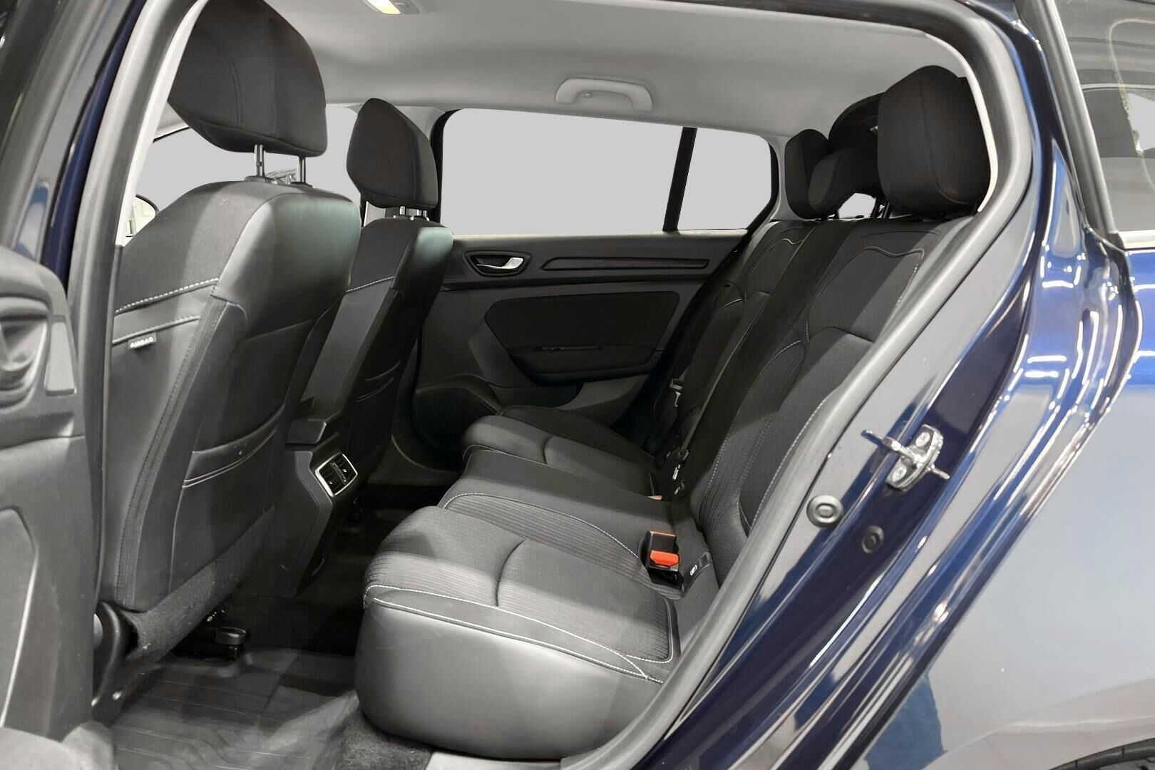Renault Megane iso kuva 22
