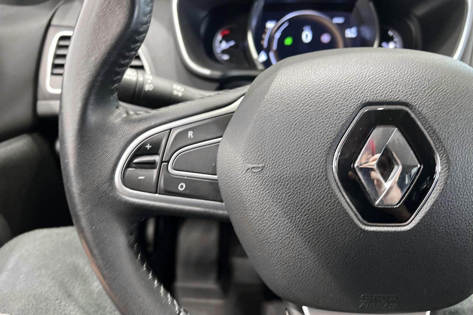 Renault Megane iso kuva 24