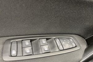 Renault Megane esikatselu 25