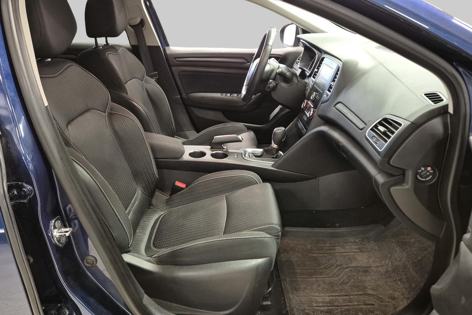 Renault Megane iso kuva 4