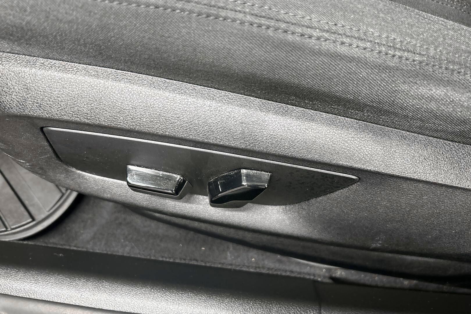 BMW 5-SARJA iso kuva 12