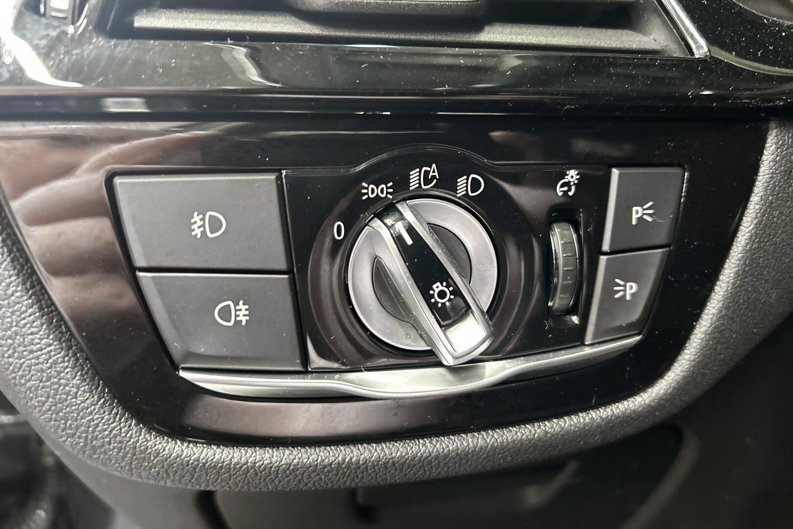 BMW 5-SARJA iso kuva 13
