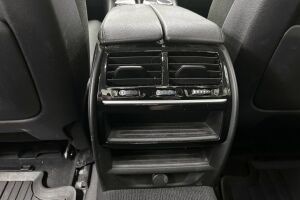 BMW 5-SARJA esikatselu 23