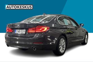 BMW 5-SARJA esikatselu 3