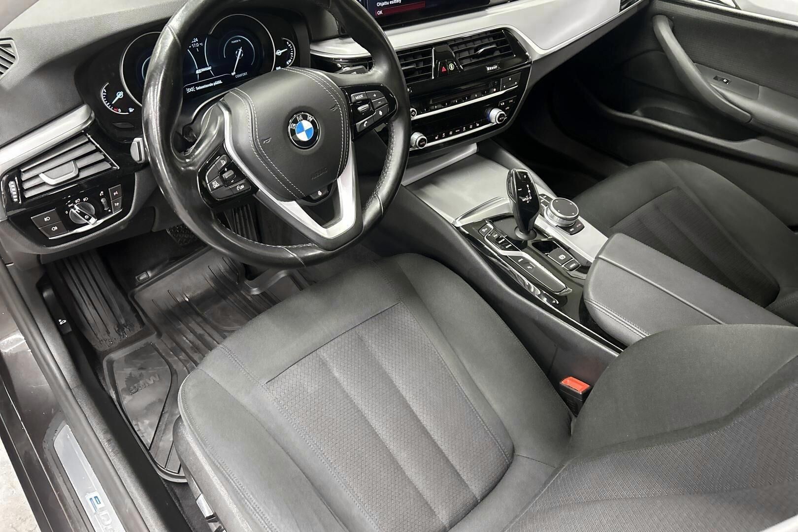 BMW 5-SARJA iso kuva 6