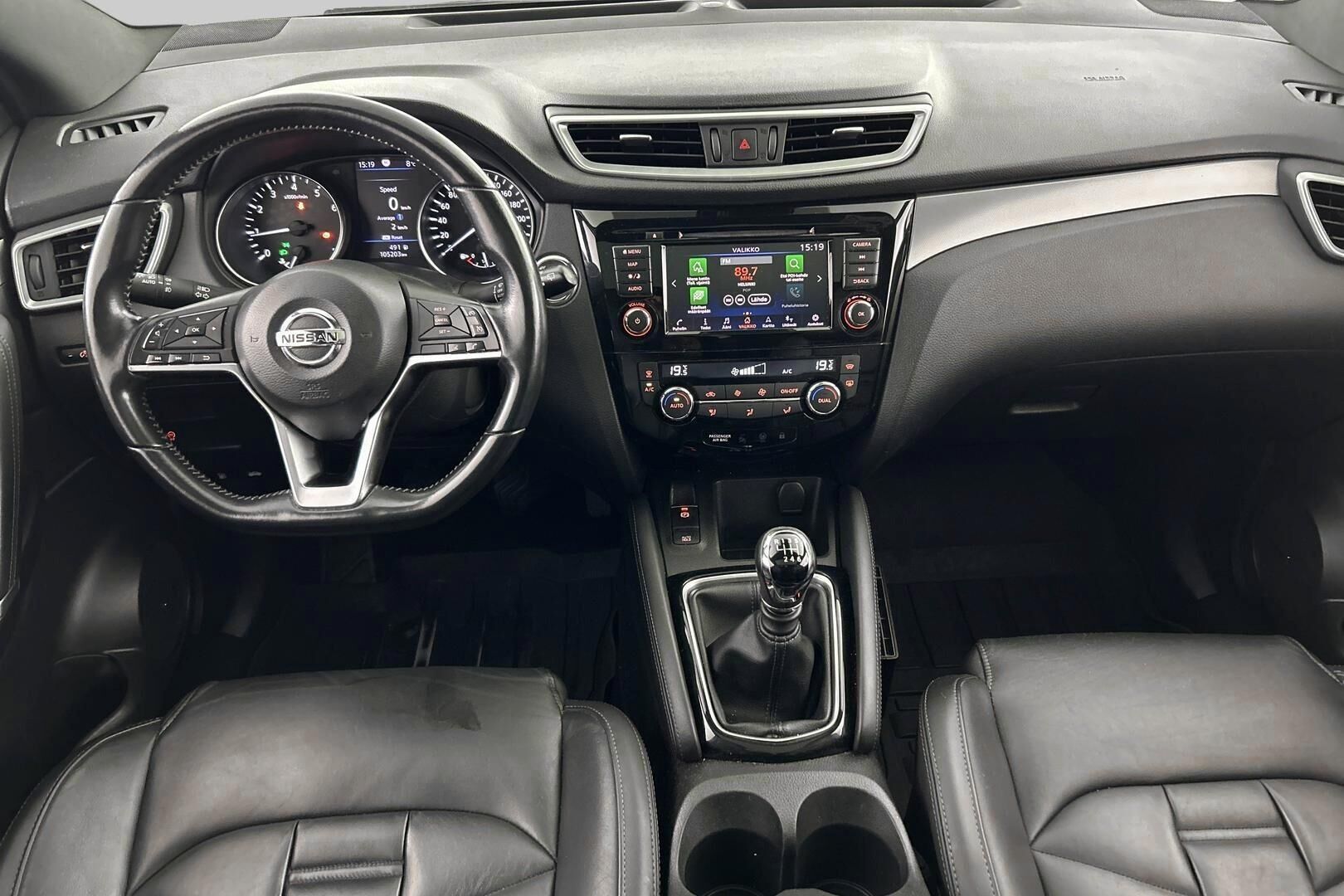 Nissan Qashqai iso kuva 10