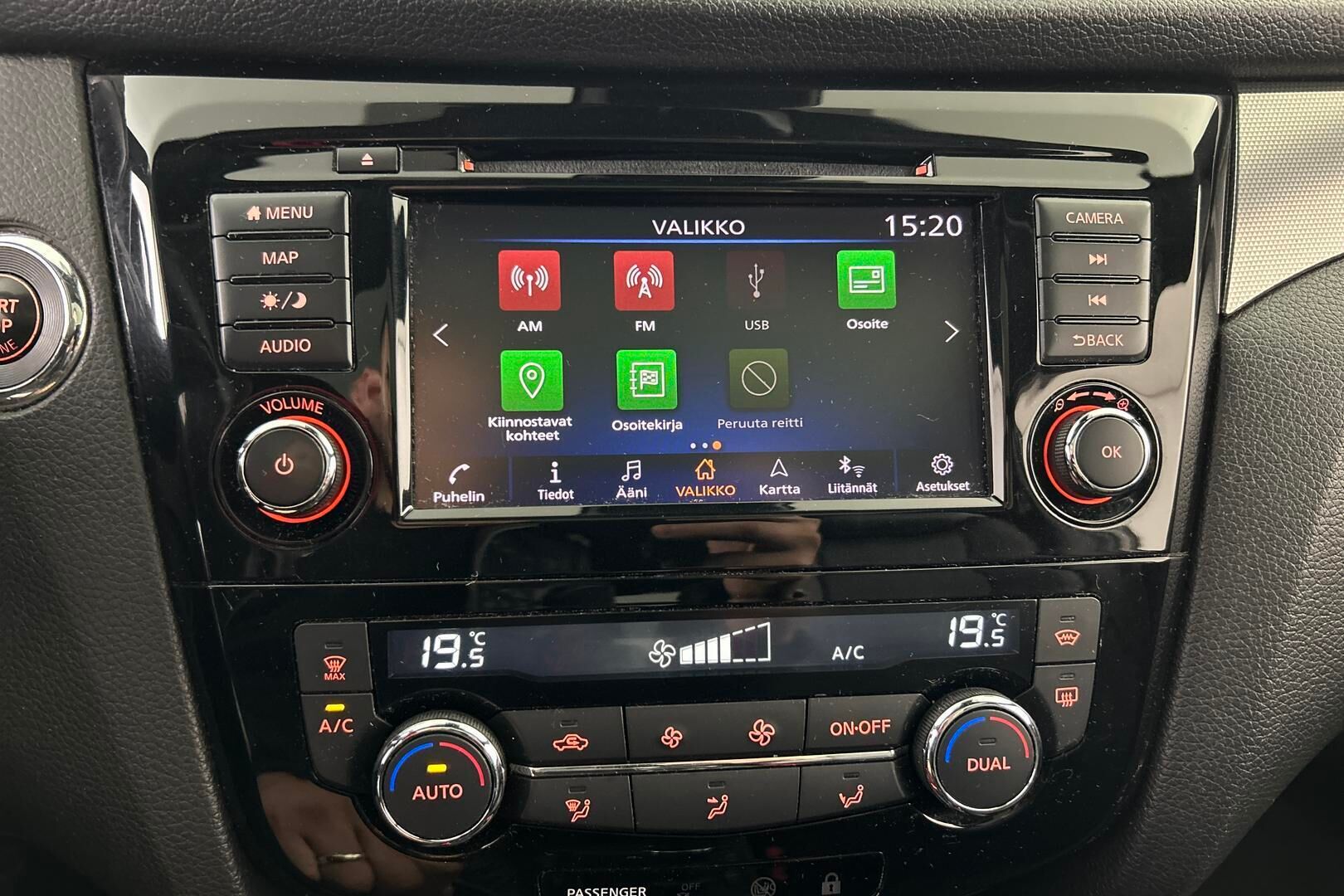 Nissan Qashqai iso kuva 16