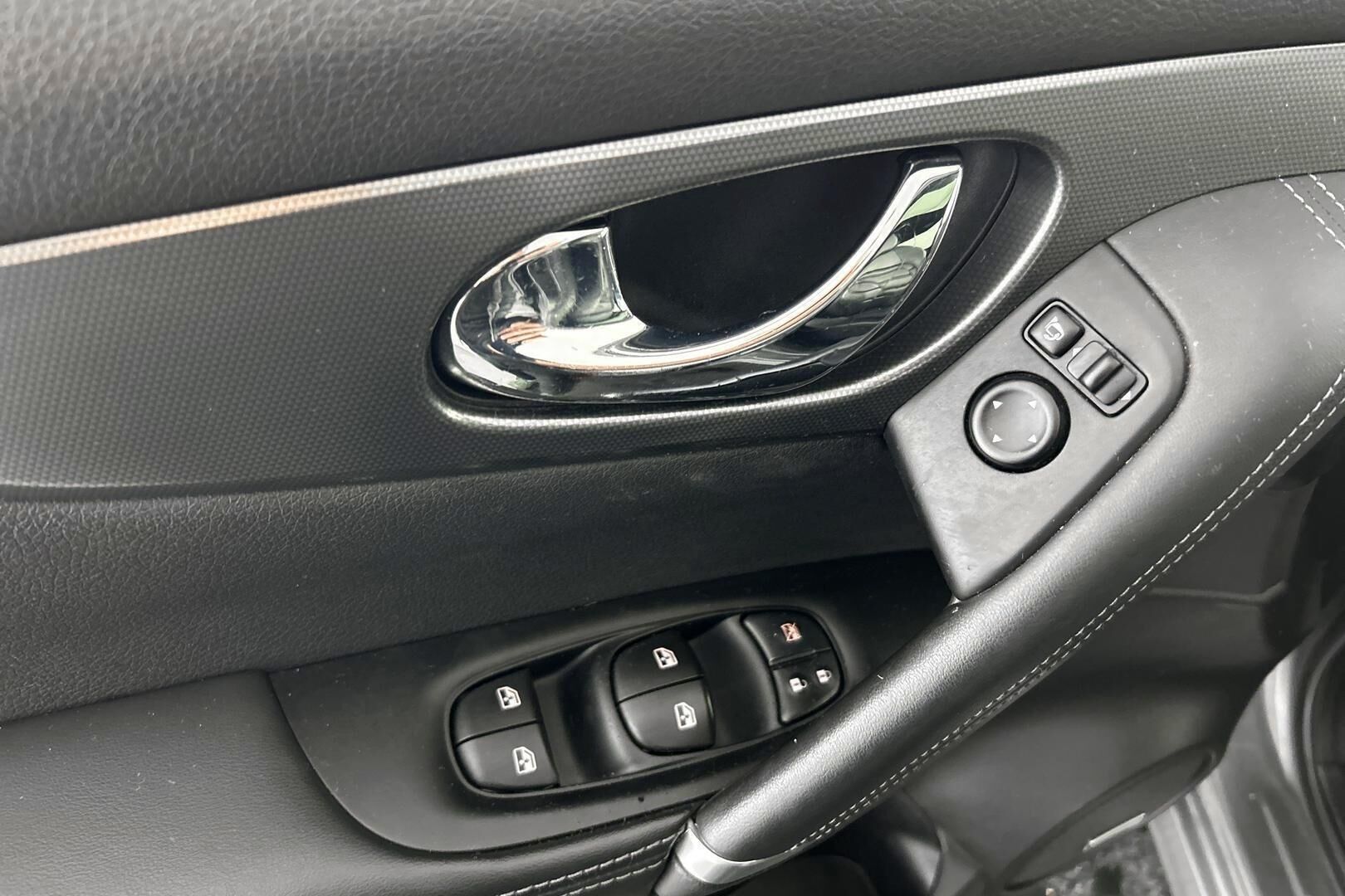 Nissan Qashqai iso kuva 26