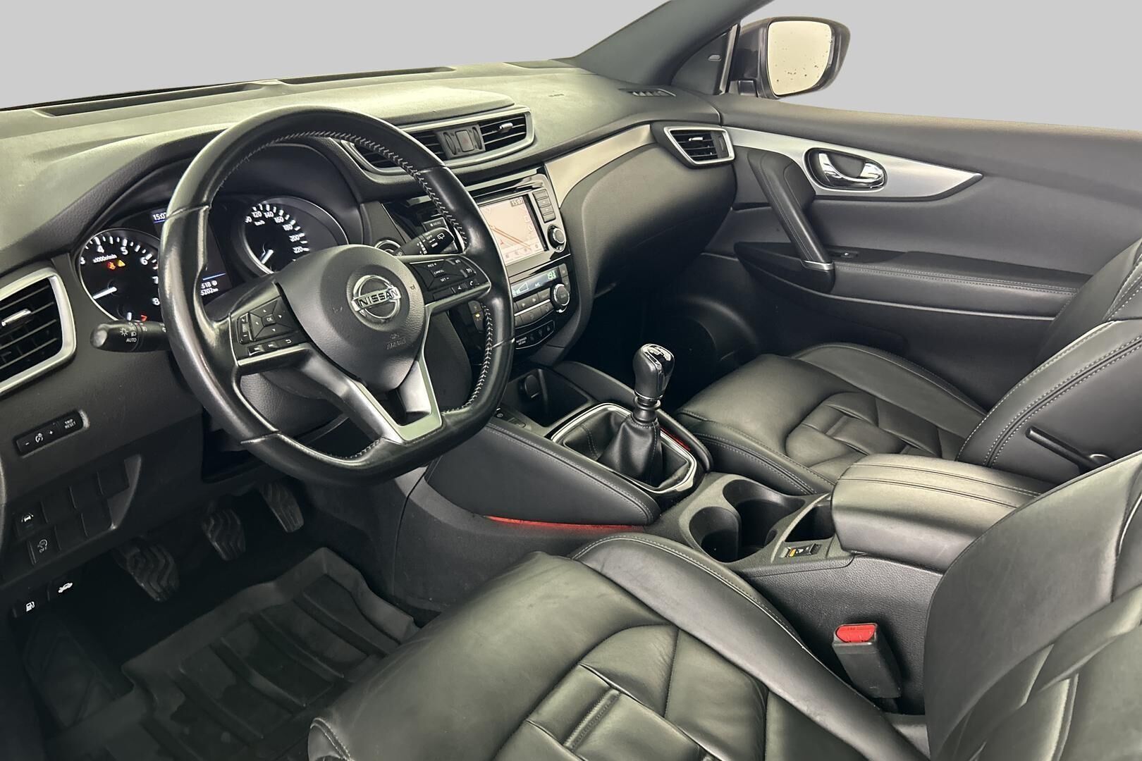 Nissan Qashqai iso kuva 9