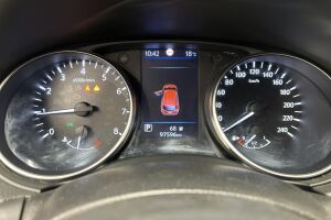 Nissan Qashqai esikatselu 17