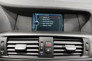 BMW X3 esikatselu 16