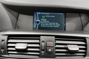 BMW X3 esikatselu 17