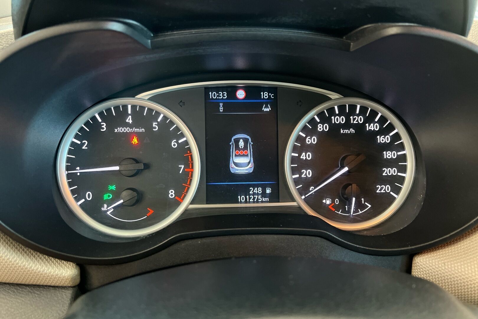 Nissan Micra iso kuva 12