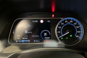 Nissan Leaf esikatselu 14