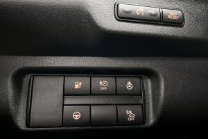 Nissan Leaf esikatselu 19