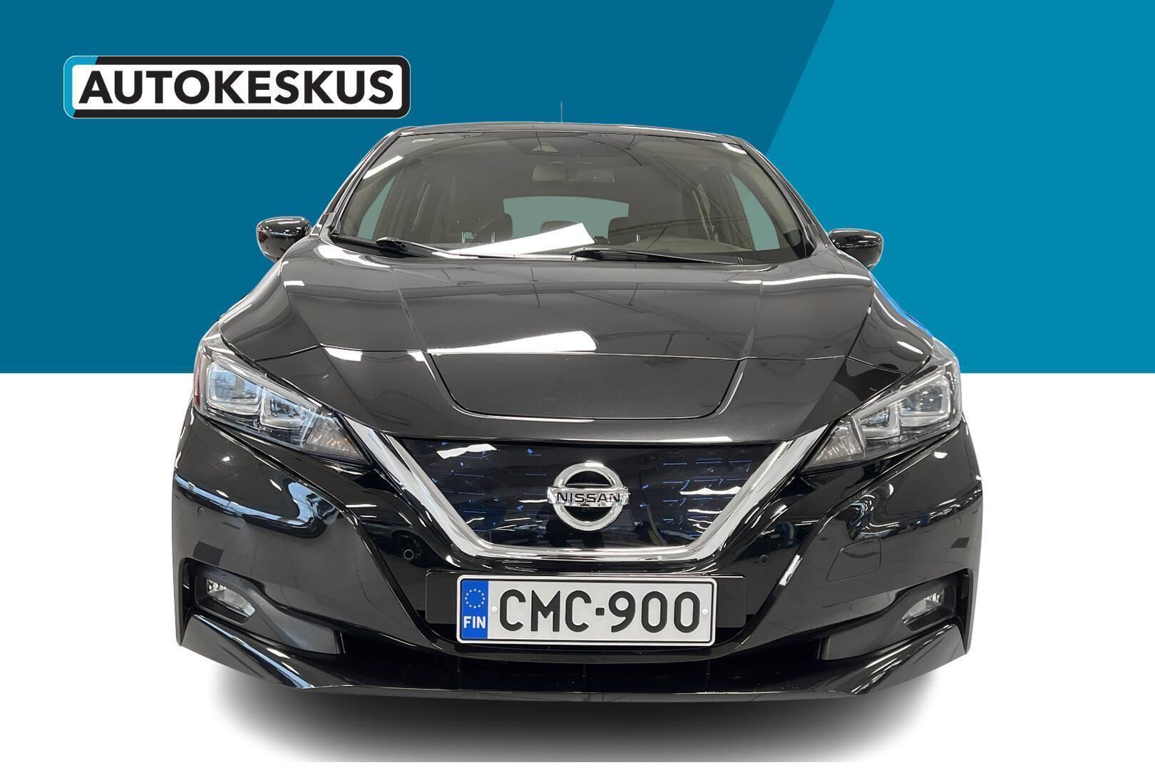 Nissan Leaf iso kuva 2