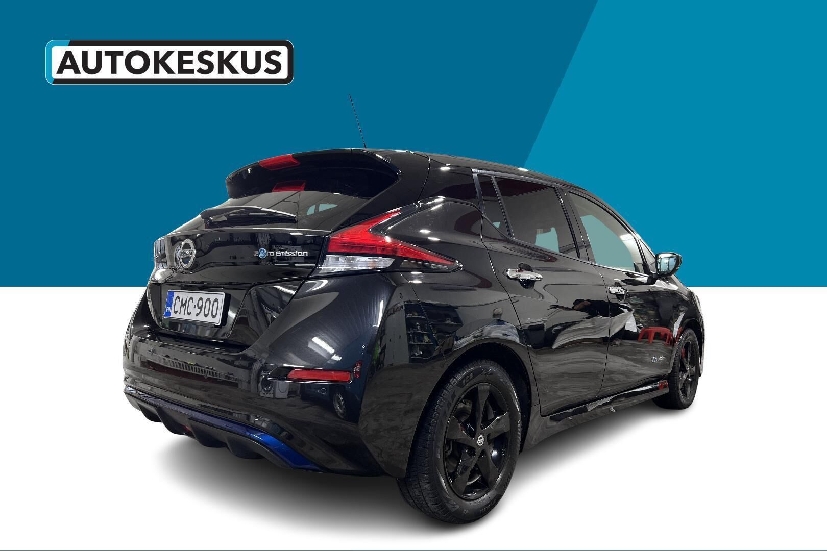 Nissan Leaf iso kuva 17