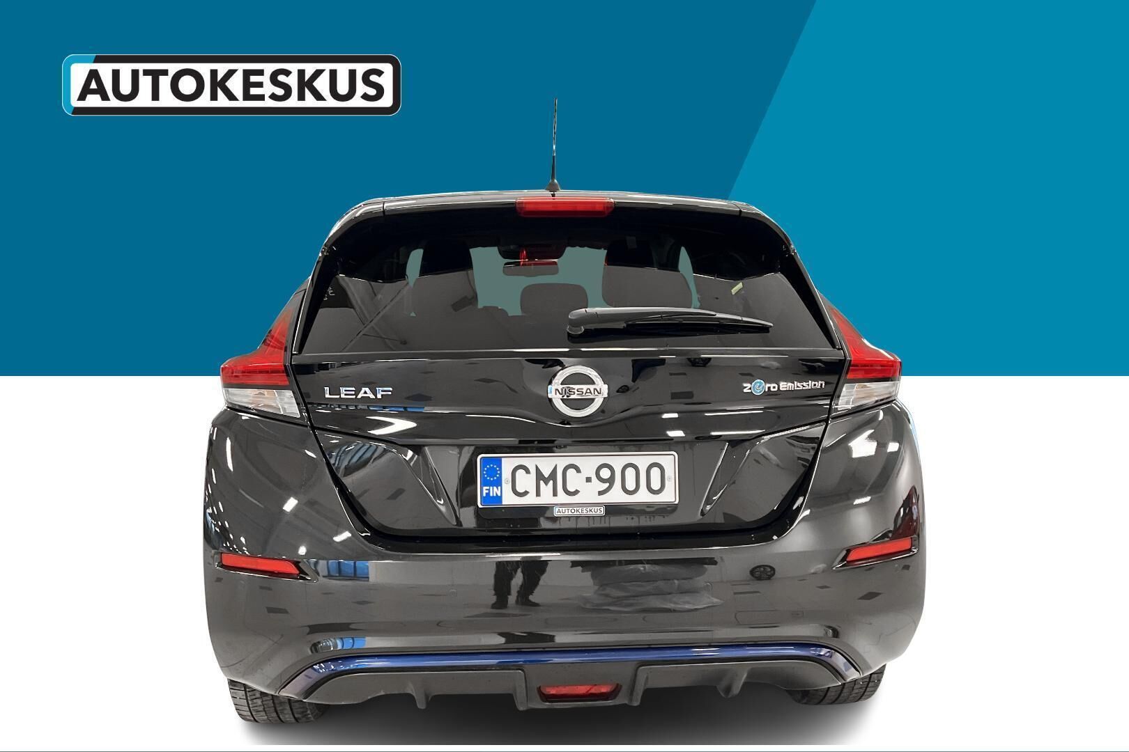 Nissan Leaf iso kuva 6