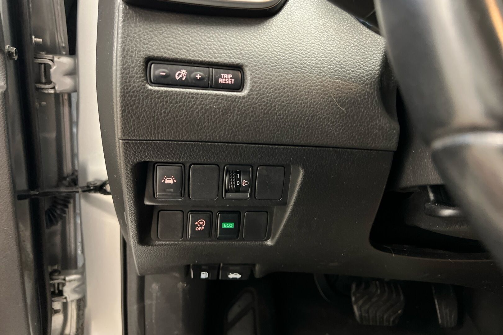 Nissan Qashqai iso kuva 14