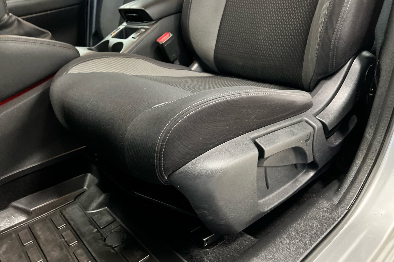 Nissan Qashqai iso kuva 15