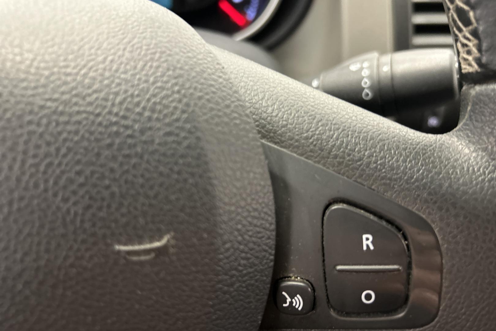 Nissan NV300 iso kuva 25