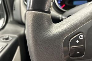 Nissan NV300 esikatselu 22