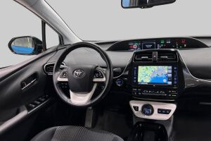 Toyota Prius Plug-in esikatselu 28