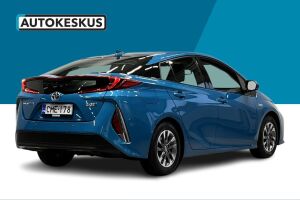 Toyota Prius Plug-in esikatselu 5