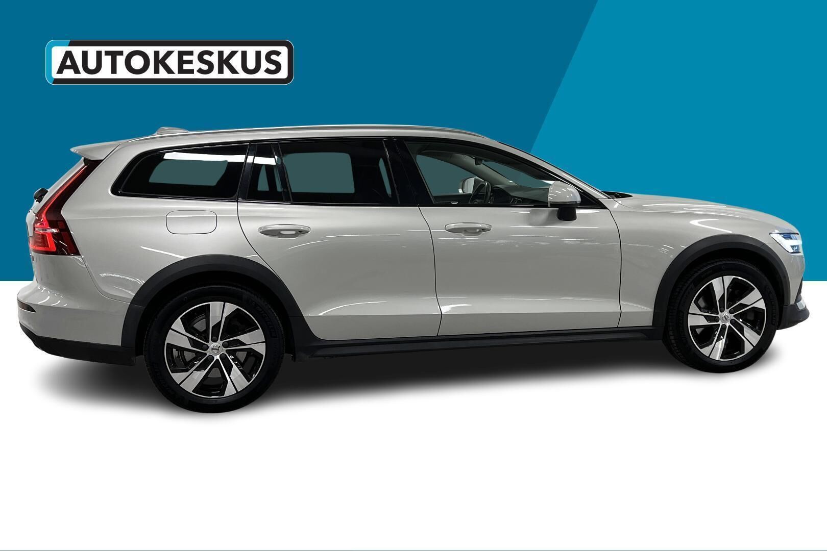Volvo V60 Cross Country iso kuva 4