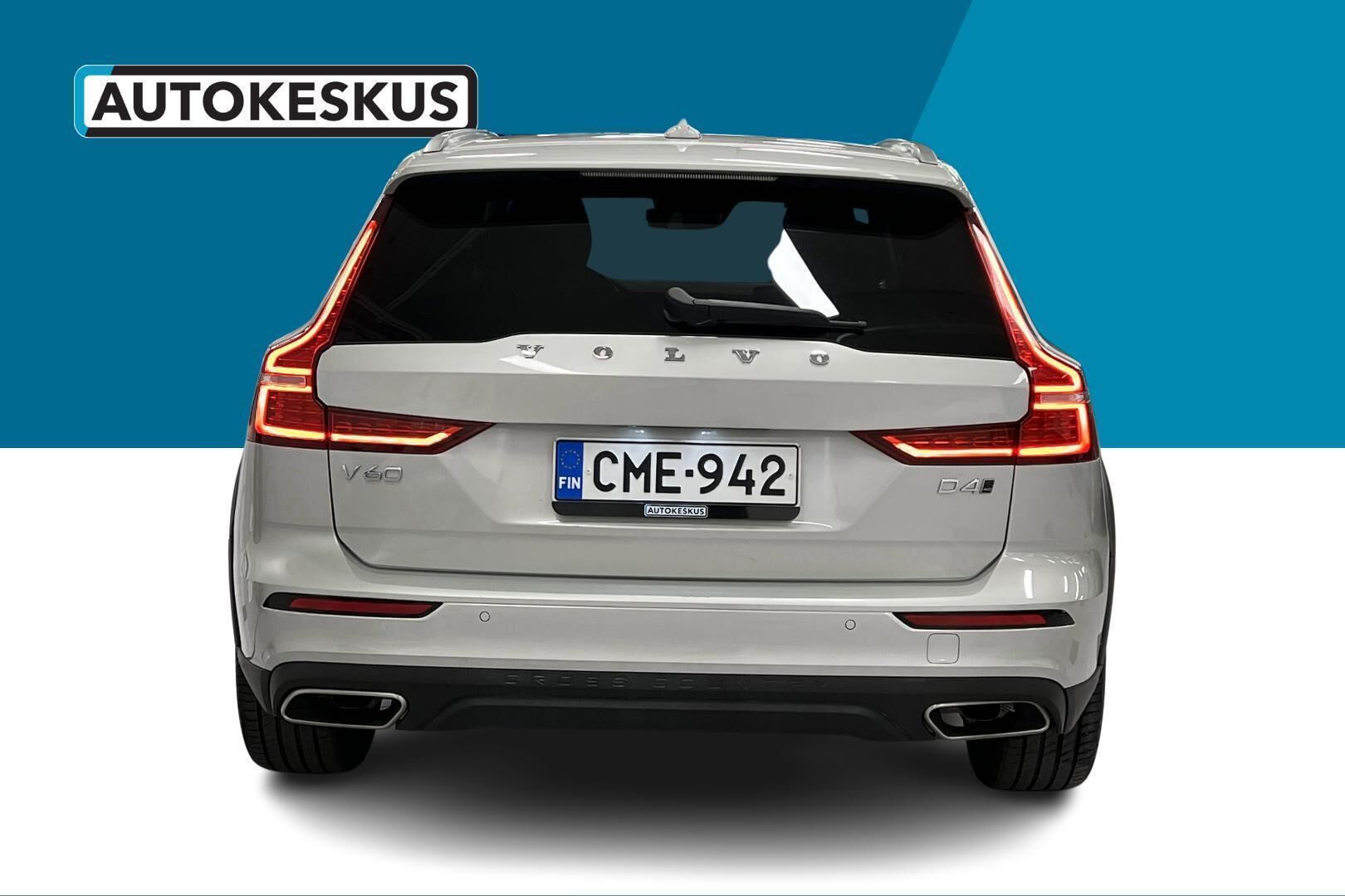 Volvo V60 Cross Country iso kuva 6