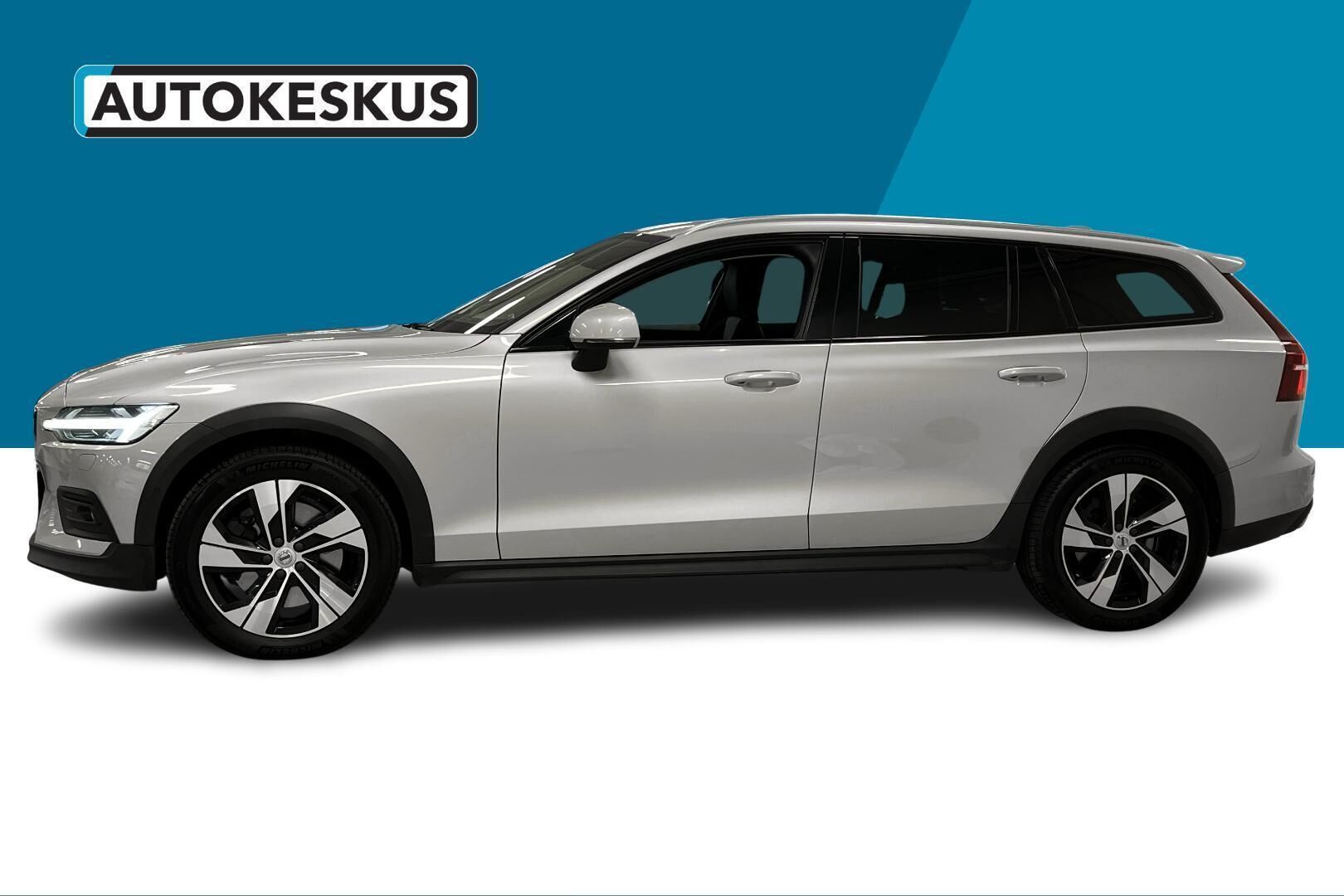 Volvo V60 Cross Country iso kuva 8