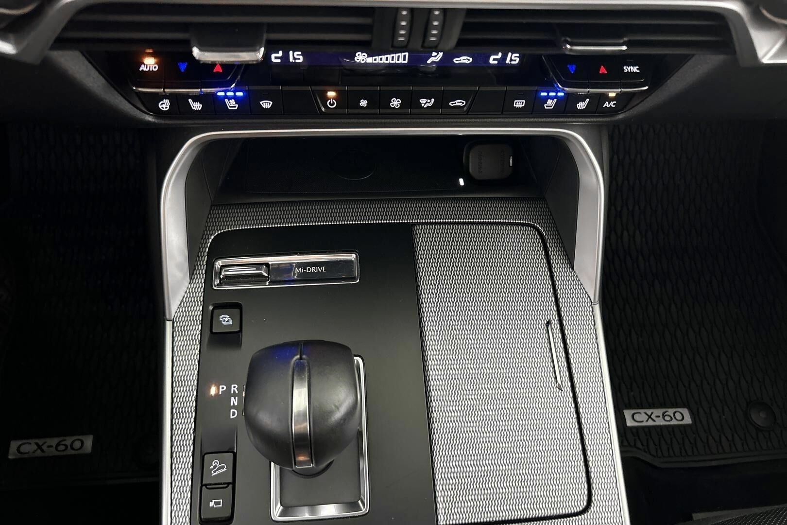 Mazda CX-60 iso kuva 31