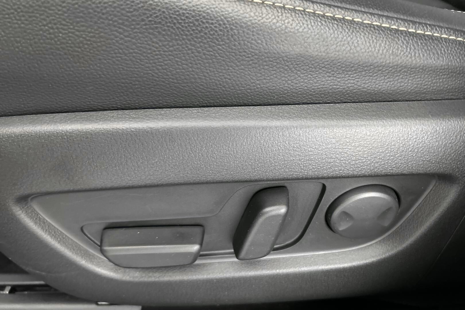 Mazda CX-60 iso kuva 22